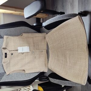 Theory Textured Tan Mini Skirt Matching Vest Size Small And Extra Small. NWT.